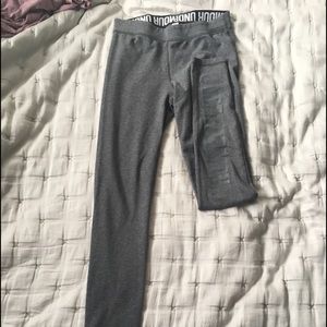 UNDER ARMOUR LEGGINGS